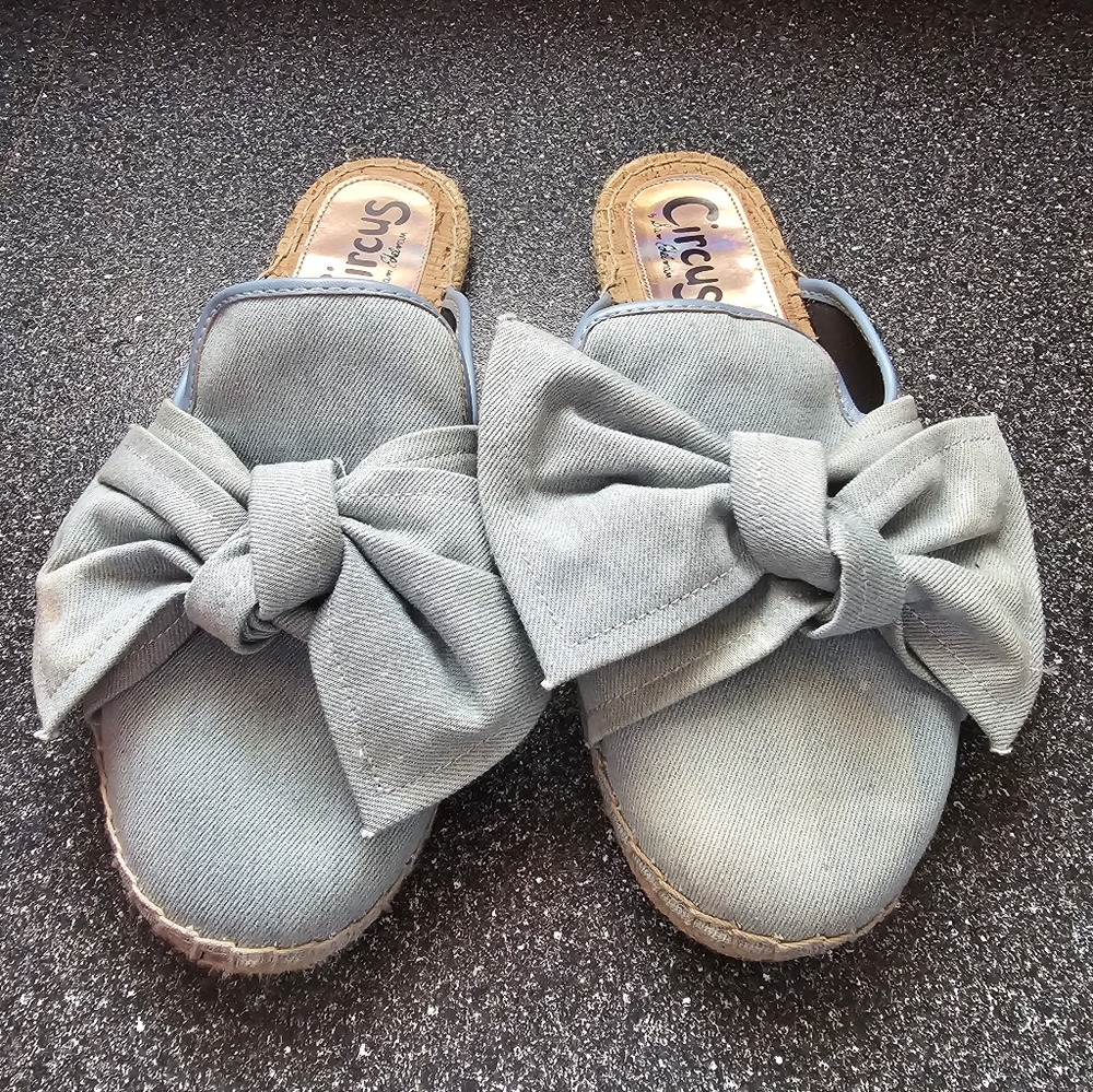 Circus Sam Edelman Lulu Denim Canvas Bow Slip On Mules Slides Double Width 